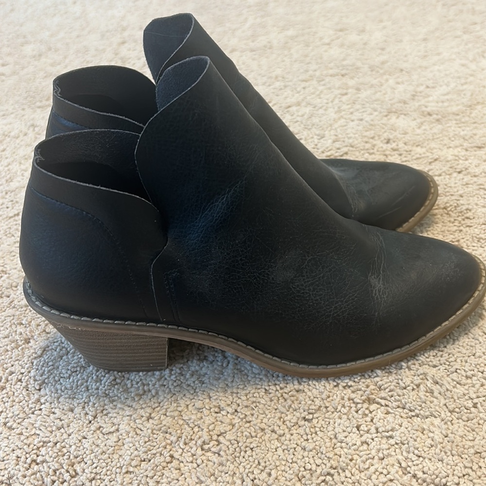 Black booties - Picture 5 of 6